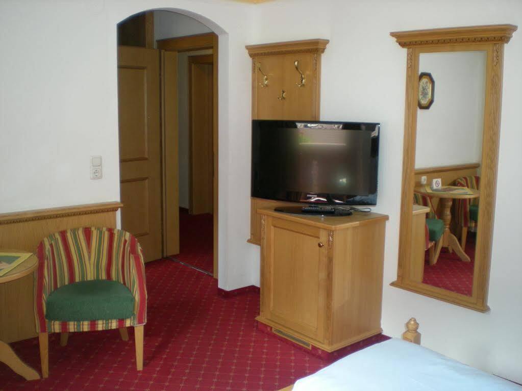מאיירהופן Landhotel Denggerhof מראה חיצוני תמונה